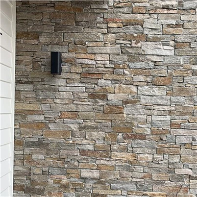 Sivi i hrđavi kvarcitni prirodni kamen za gradnju JRN-4649